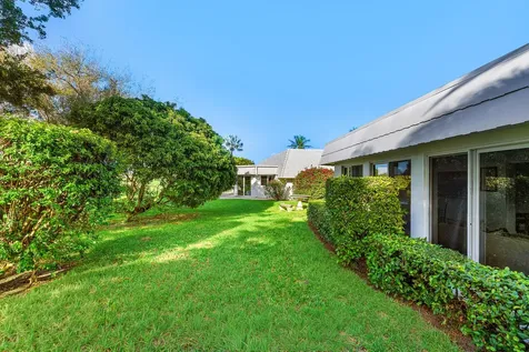 383 Villa Drive Atlantis FL 33462
