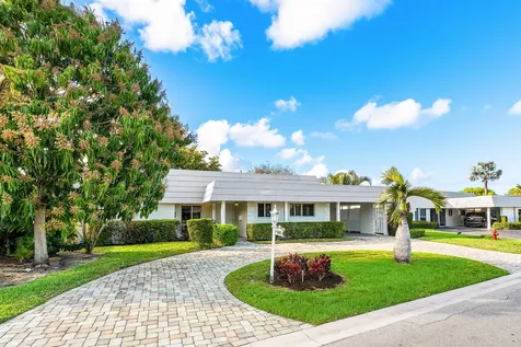 383 Villa Drive Atlantis FL 33462