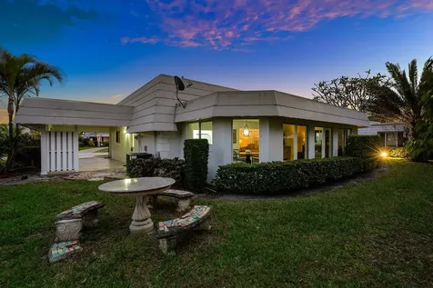 383 Villa Drive Atlantis FL 33462