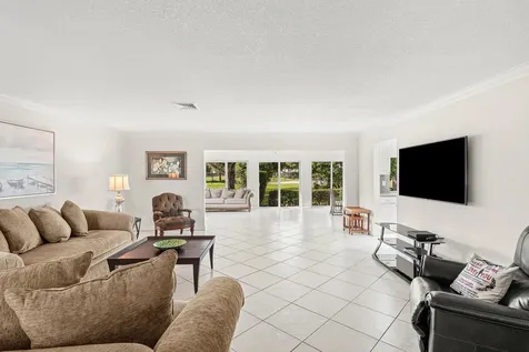 383 Villa Drive Atlantis FL 33462