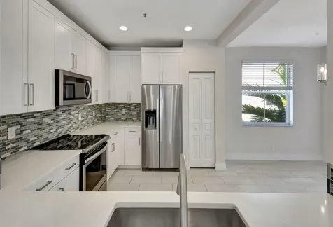 325 Atlantic Grove Way Delray Beach FL 33444