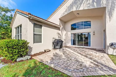 9430 Lago Drive Boynton Beach FL 33472