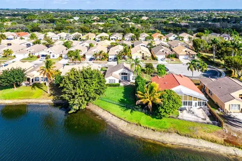 9430 Lago Drive Boynton Beach FL 33472