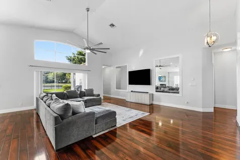 9430 Lago Drive Boynton Beach FL 33472