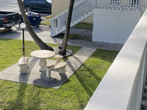 705 Ne 2nd Street Hallandale Beach FL 33009