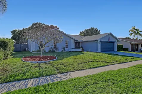 121 Granada Street Royal Palm Beach FL 33411