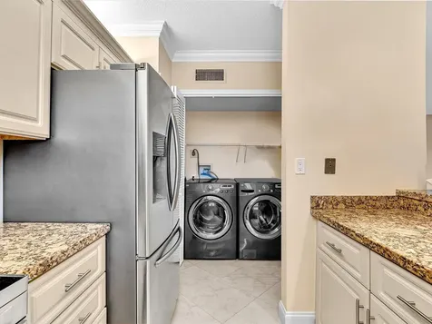 333 SE 20th Avenue Deerfield Beach FL 33441
