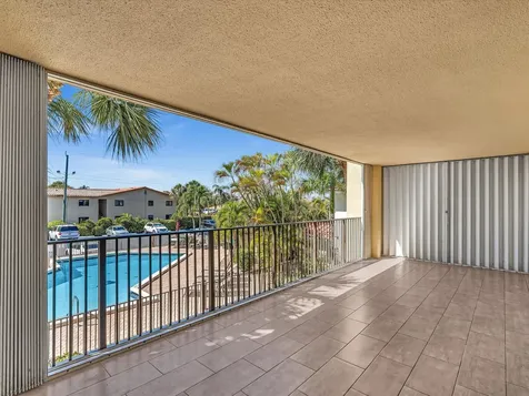 333 SE 20th Avenue Deerfield Beach FL 33441