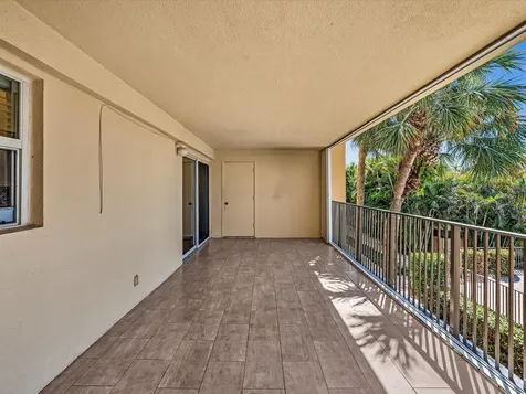 333 SE 20th Avenue Deerfield Beach FL 33441