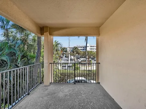 333 SE 20th Avenue Deerfield Beach FL 33441