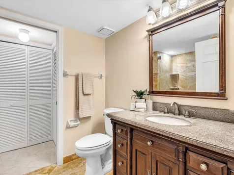 333 SE 20th Avenue Deerfield Beach FL 33441