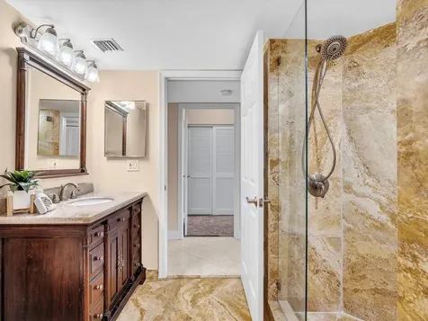 333 SE 20th Avenue Deerfield Beach FL 33441