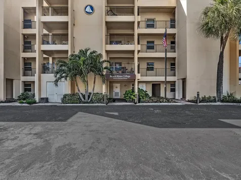 333 SE 20th Avenue Deerfield Beach FL 33441