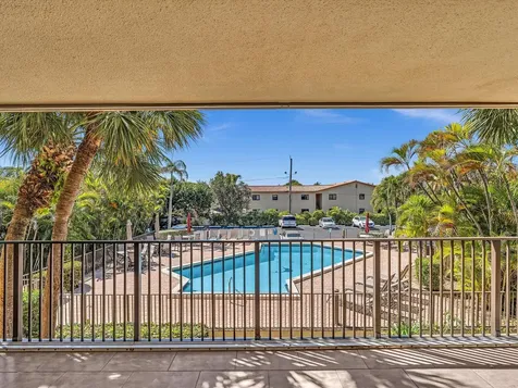 333 SE 20th Avenue Deerfield Beach FL 33441