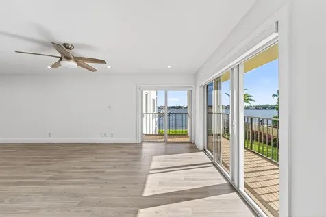 1206 S Lake Drive Lantana FL 33462