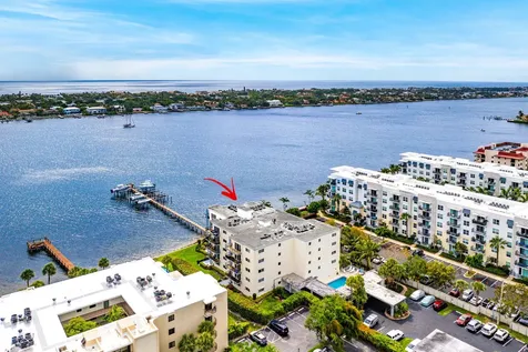 1206 S Lake Drive Lantana FL 33462