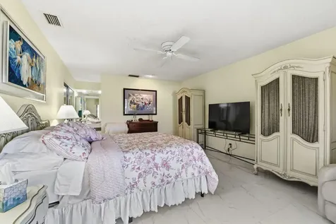 5787 Lakeview Mews Place Boynton Beach FL 33437