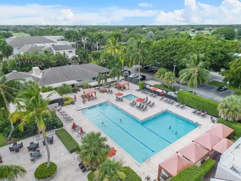 5787 Lakeview Mews Place Boynton Beach FL 33437
