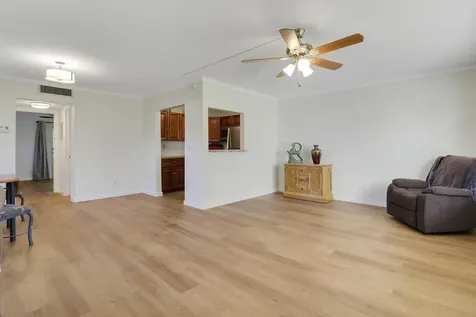 269 Norwich L West Palm Beach FL 33417