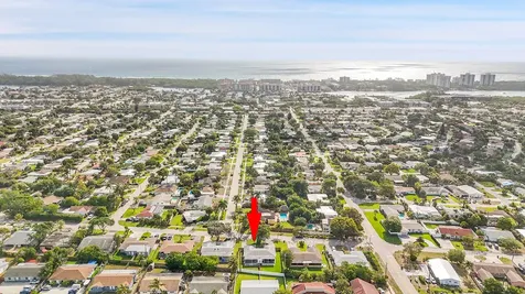 2821 NE 2nd Avenue Boca Raton FL 33431