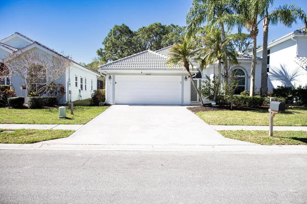 4944 Se Mariner Village Lane Stuart FL 34997