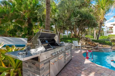4643 Ne Ocean Boulevard Jensen Beach FL 34957