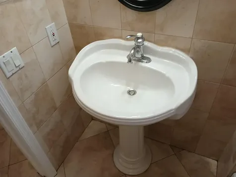 32 NE 22nd Avenue Pompano Beach FL 33062