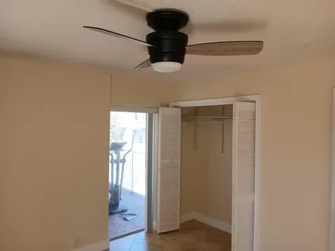 32 NE 22nd Avenue Pompano Beach FL 33062