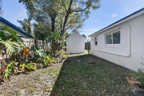 3762 Florida Boulevard Palm Beach Gardens FL 33410
