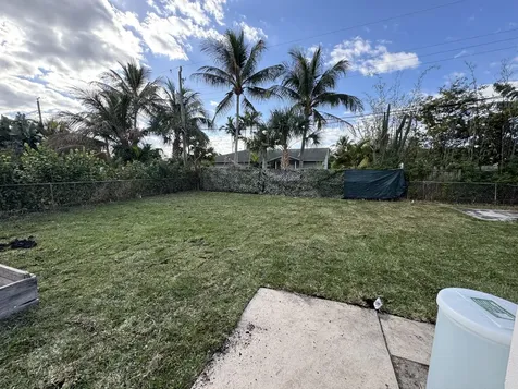 116 SE 3rd Avenue Boynton Beach FL 33435