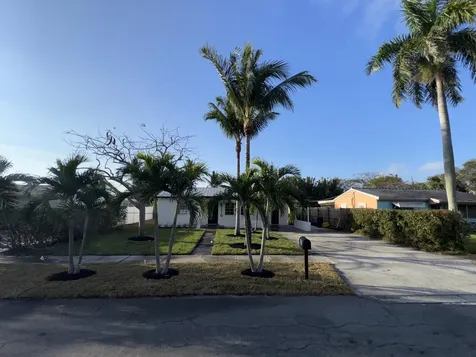 116 SE 3rd Avenue Boynton Beach FL 33435