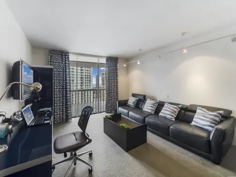20281 E Country Club Drive Aventura FL 33180