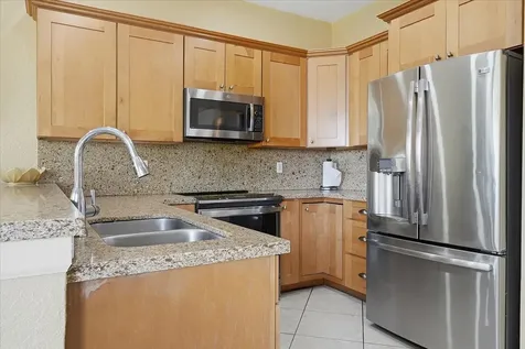 2111 Sw 148th Avenue Miramar FL 33027