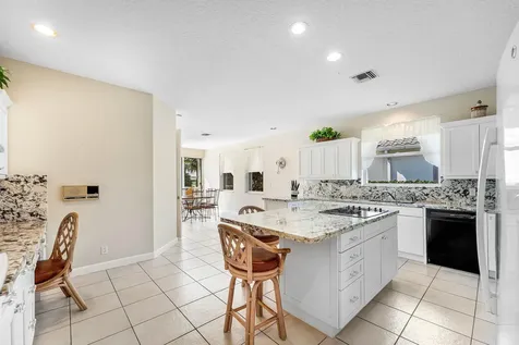 4 Sutton Drive Boynton Beach FL 33436