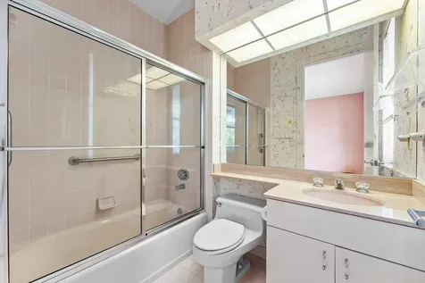 4 Sutton Drive Boynton Beach FL 33436