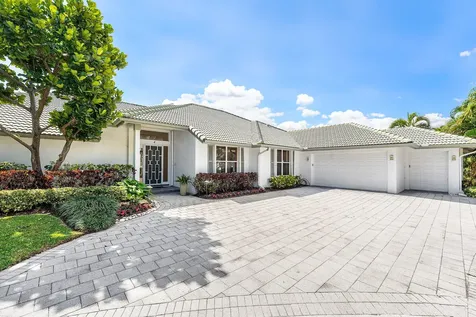 4 Sutton Drive Boynton Beach FL 33436