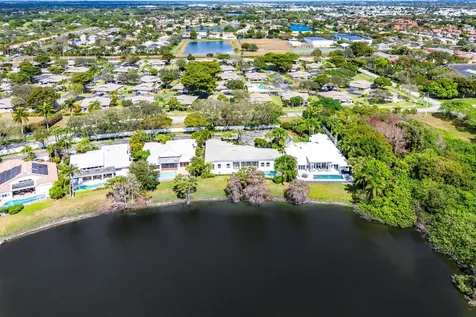 4 Sutton Drive Boynton Beach FL 33436