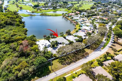 4 Sutton Drive Boynton Beach FL 33436