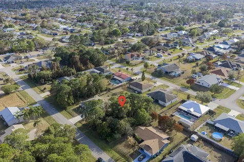 Xxx SW Tivan Lane Port Saint Lucie FL 34984