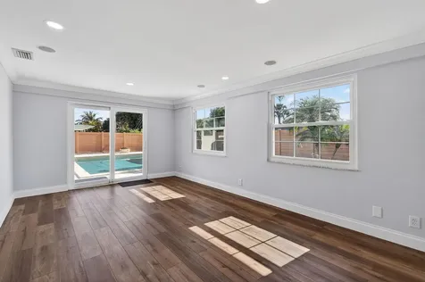 3790 Dogwood Avenue Palm Beach Gardens FL 33410