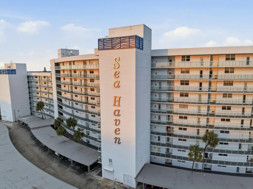 2731 Ne 14th Street Causeway Pompano Beach FL 33062