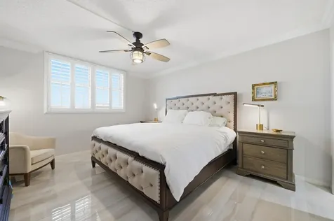 2731 Ne 14th Street Causeway Pompano Beach FL 33062