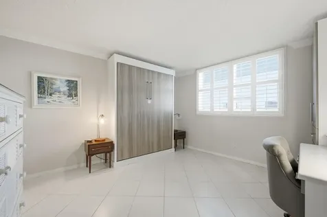 2731 Ne 14th Street Causeway Pompano Beach FL 33062