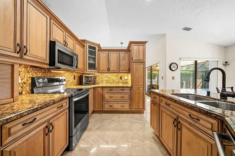4991 Nw 47th Avenue Coconut Creek FL 33073
