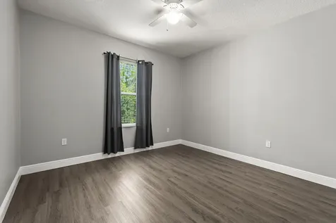 6105 Nw Gause Avenue Port Saint Lucie FL 34986