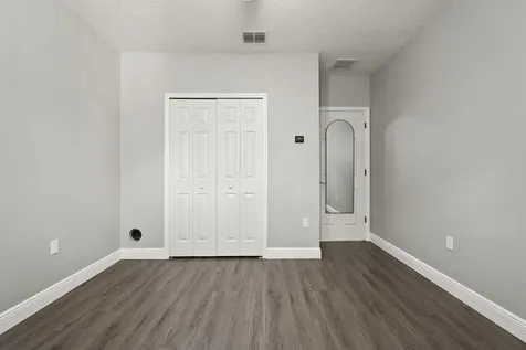 6105 Nw Gause Avenue Port Saint Lucie FL 34986