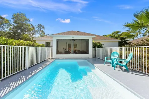 6105 Nw Gause Avenue Port Saint Lucie FL 34986