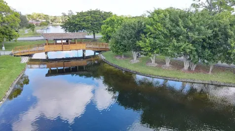 168 Amherst Lane Lake Worth FL 33467