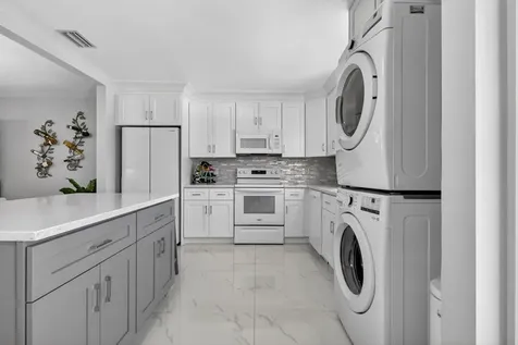 168 Amherst Lane Lake Worth FL 33467