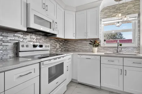 168 Amherst Lane Lake Worth FL 33467